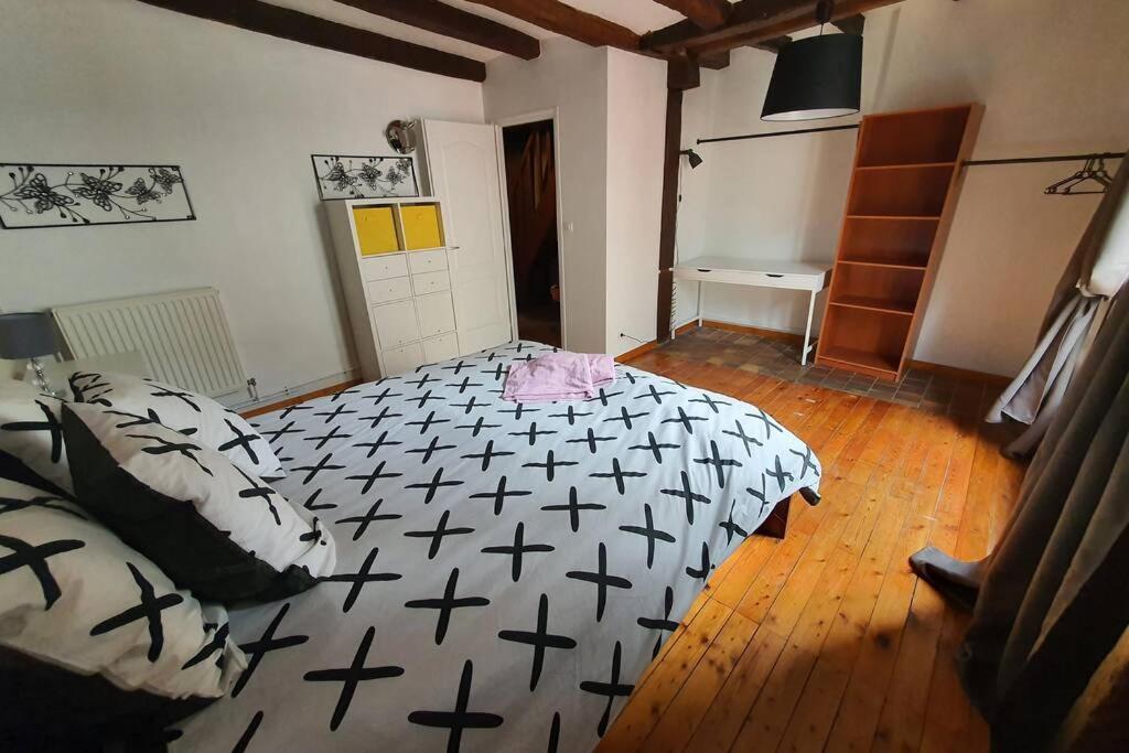 Maison Entiere De 115M2 En Hyper Hyper Centre Aux Coeur Des Halles De Tours De 2 A 7 Personnes Dış mekan fotoğraf